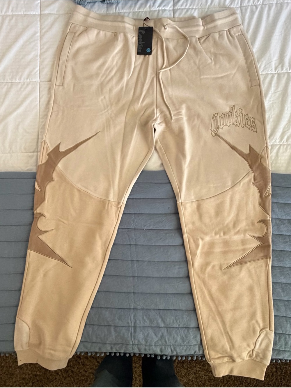 Cookies 🍪 Cream Graphic Joggers with Script Logo and Tonal Appliqué